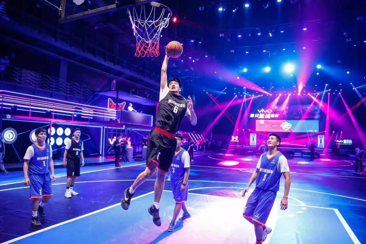 上游芯片卖爆，下游利润微薄，厂商困在了千亿美元的可穿戴市场